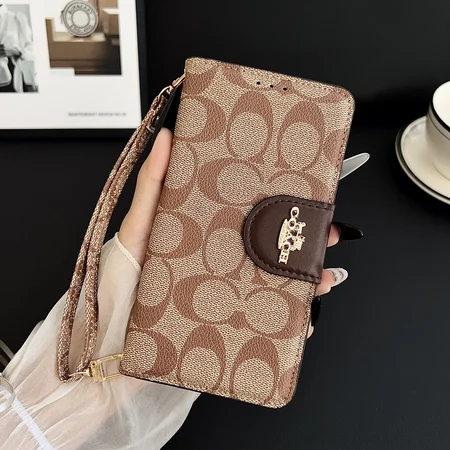 アイフォン16 コーチ風 スマホケース ビーチ風