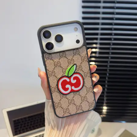 GG風 アイフォーンiphone17プラス カバー 
