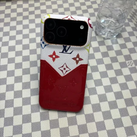 ブランド カバー iphone17プロ max 