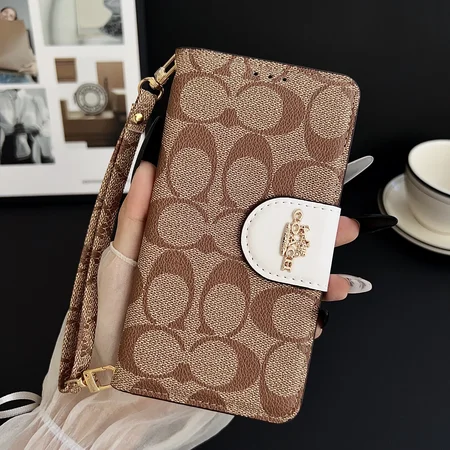 アイフォン16 コーチ風 スマホケース ビーチ風