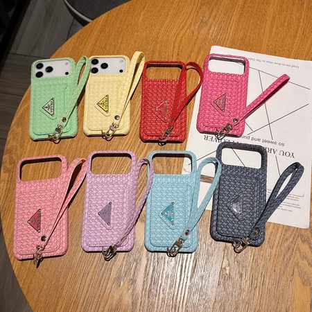 ハイブランド スマホケース アイフォーンiphone17プロmax prada 