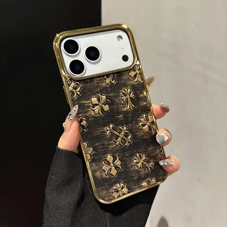 芸能人 chrome hearts ケース アイフォーン17プロ 