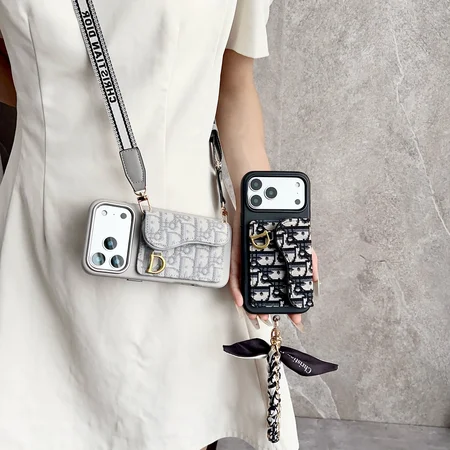 人気 ブランド スマホケース