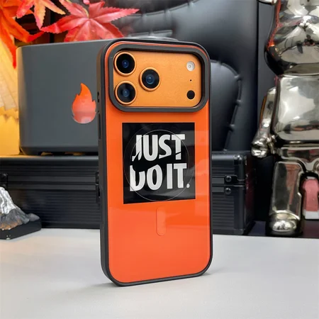 nike カバー アイフォーン16 