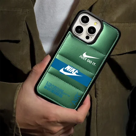 ブランド アイホン17プラス スマホケース