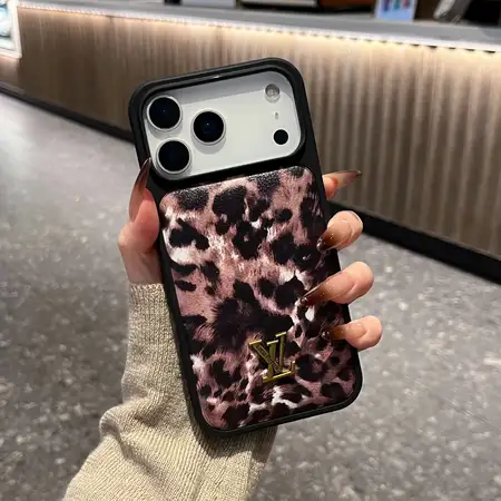 ハイブランド ケース iphone17プラス  ドラえもん