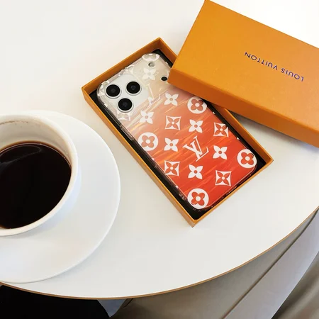 ブランド ケース アイホン 14pro 