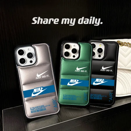 ブランド アイホン17プラス スマホケース