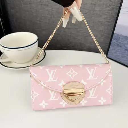 iphone17プロ lv カバー