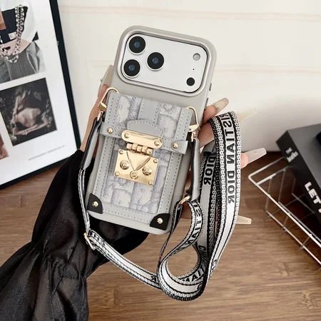 アイフォーン17 カバー ディオール風