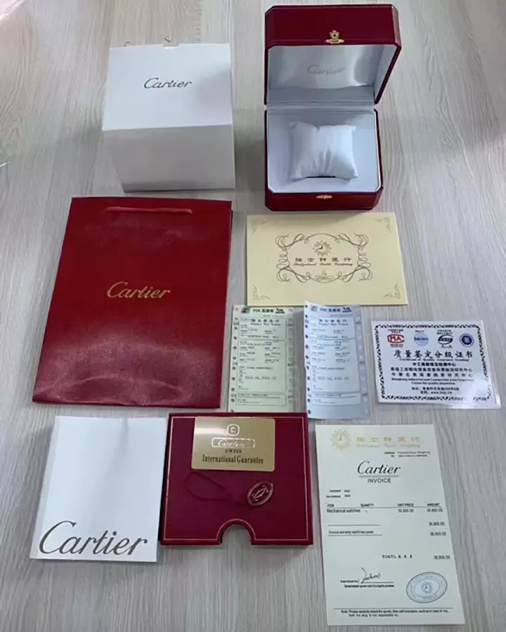 カルティエ CARTIER ブランド腕時計