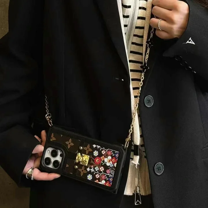 イエロー ハイブランド スマホケース iphone17 ヴィトン風 