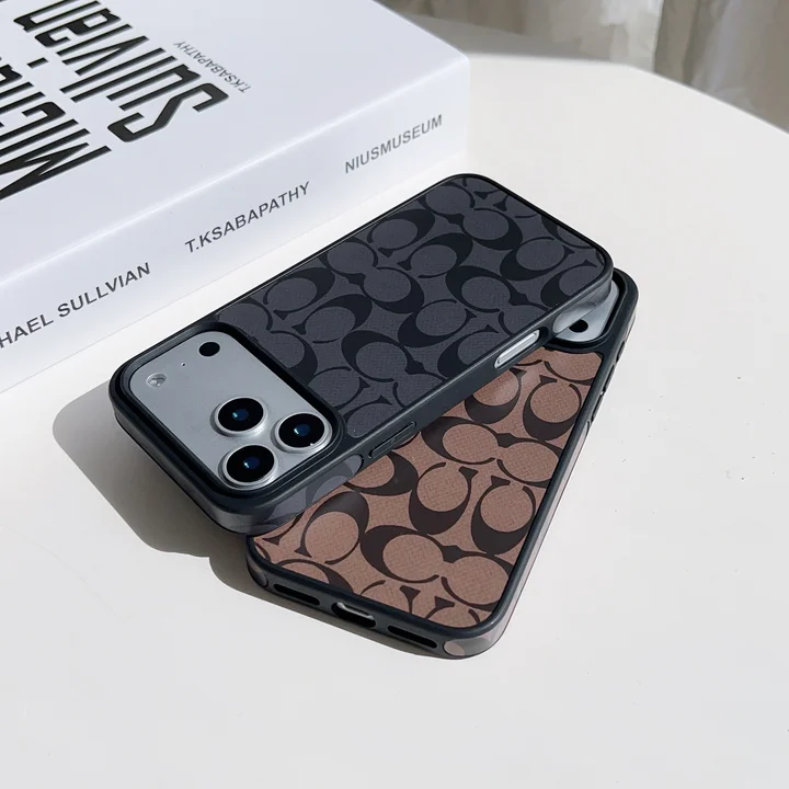 ブランド coach コーチ iphone16 携帯ケース  夜光