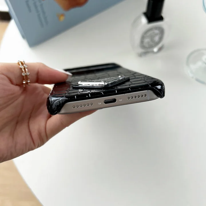 ブランド ケース アイフォン17pro  ハード