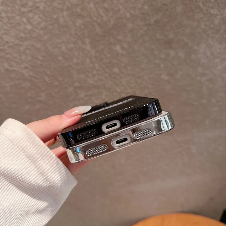 iphone17プロ バレンシアガ balenciaga 携帯ケース 