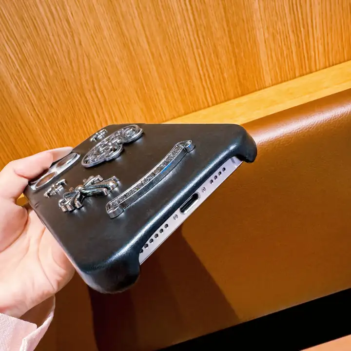 iphone16 chrome hearts スマホケース 