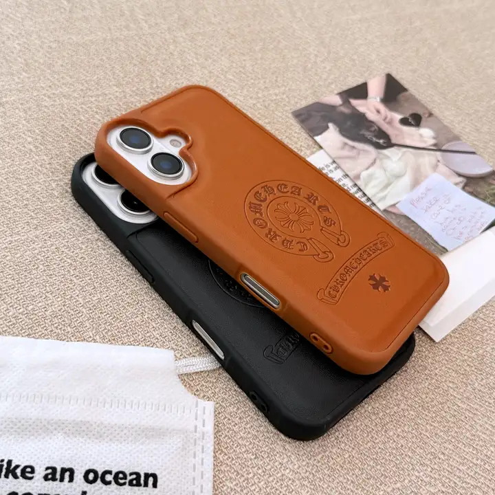 スニーカー chrome hearts風 アイフォーン17pro max 