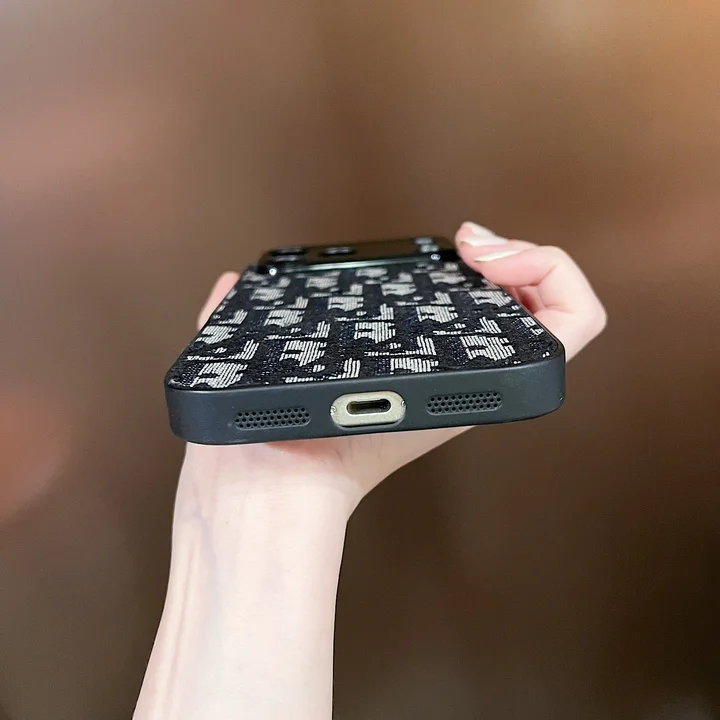 アイホン17 携帯ケース ディオール 